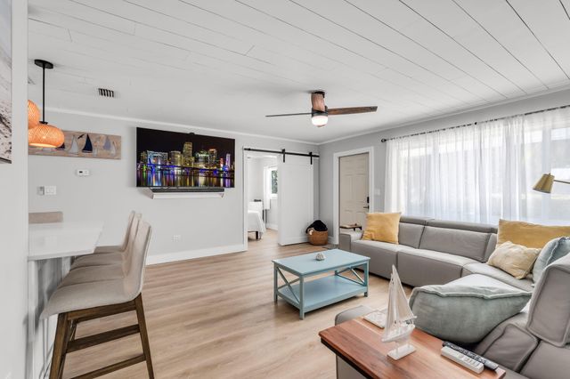 329 3Rd Road, Key Largo, FL 33037