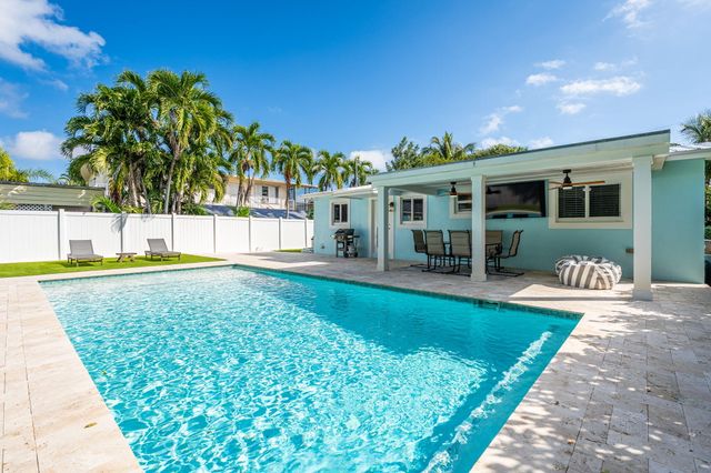 329 3Rd Road, Key Largo, FL 33037