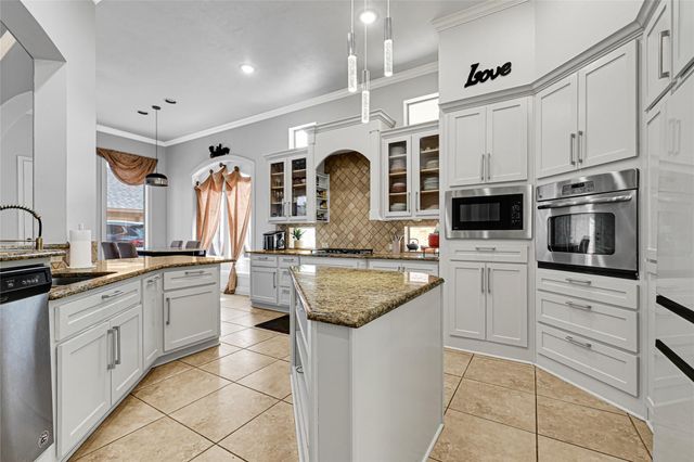 28214 Churchill Court, Fulshear, TX 77441