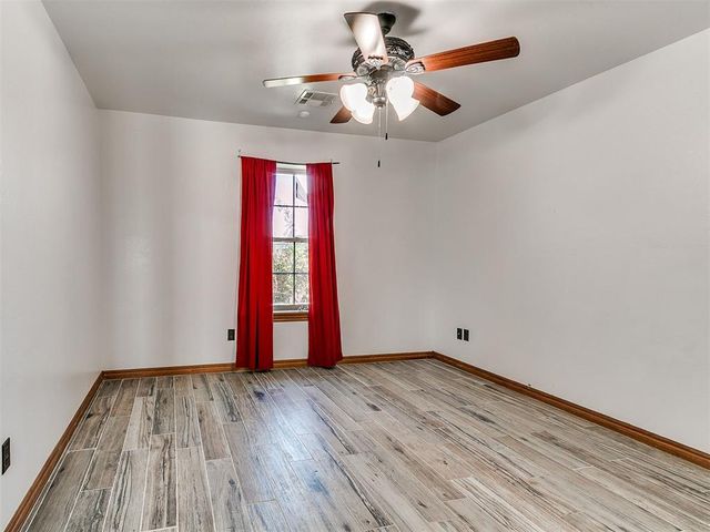 2801 S Peebly Road, Choctaw, OK 73020