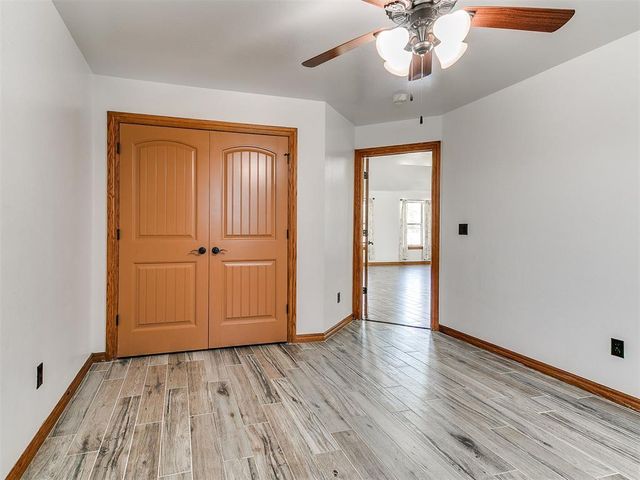 2801 S Peebly Road, Choctaw, OK 73020