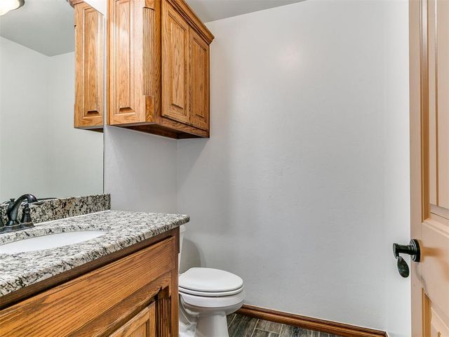 2801 S Peebly Road, Choctaw, OK 73020