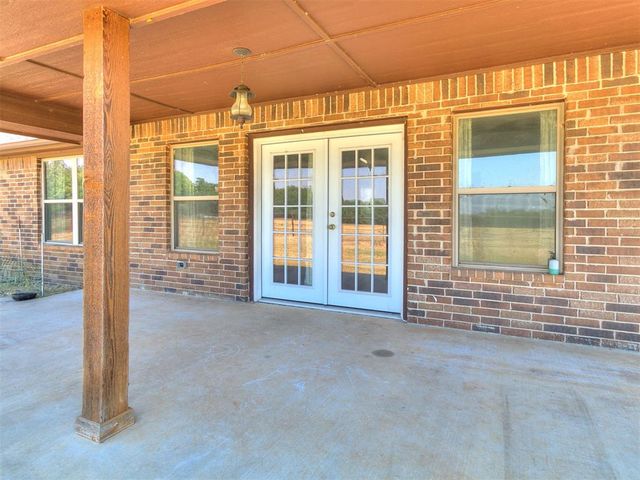 2801 S Peebly Road, Choctaw, OK 73020