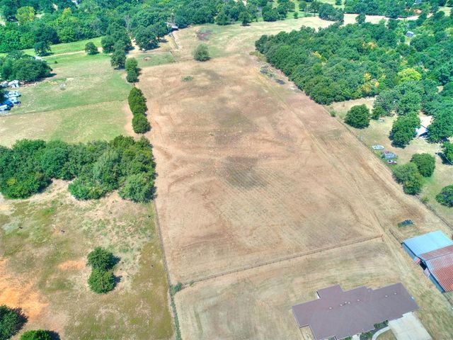 2801 S Peebly Road, Choctaw, OK 73020