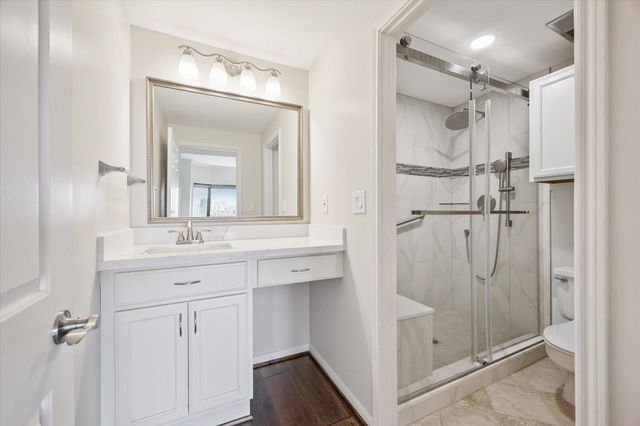 2001 Holcombe Boulevard 2104, Houston, TX 77030