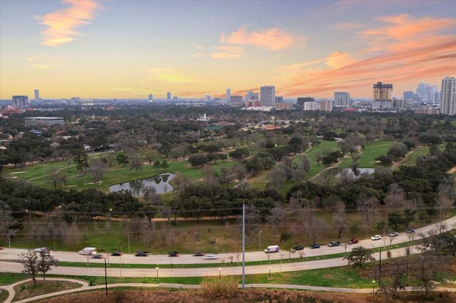 2001 Holcombe Boulevard 2104, Houston, TX 77030