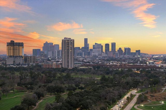 2001 Holcombe Boulevard 2104, Houston, TX 77030