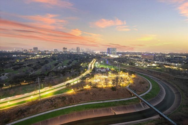 2001 Holcombe Boulevard 2104, Houston, TX 77030