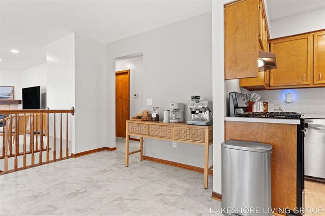 1065 Superior Court, Holland, MI 49424