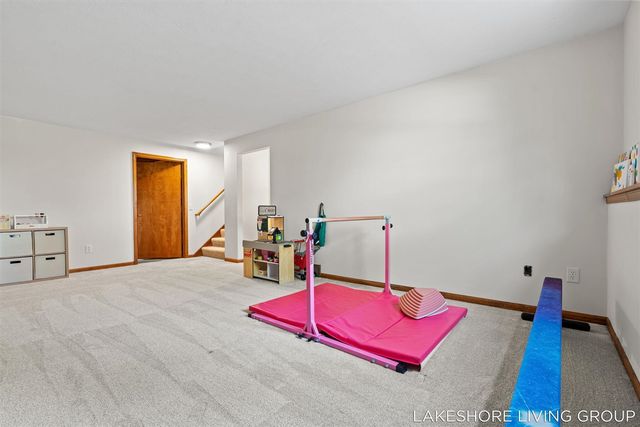 1065 Superior Court, Holland, MI 49424