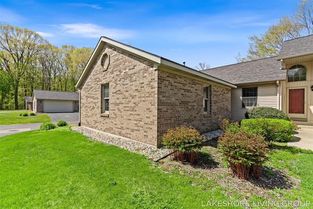 1065 Superior Court, Holland, MI 49424