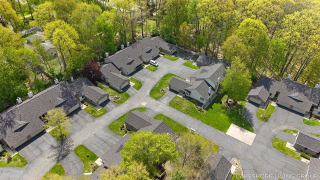 1065 Superior Court, Holland, MI 49424
