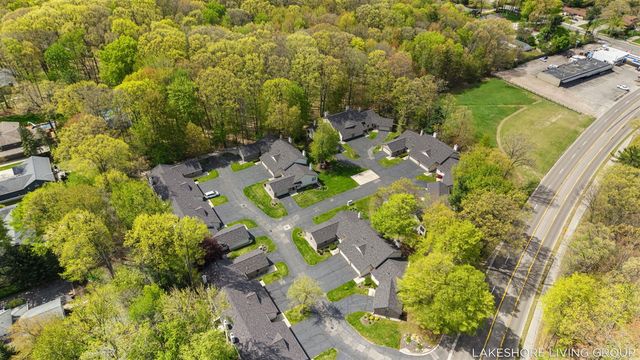 1065 Superior Court, Holland, MI 49424