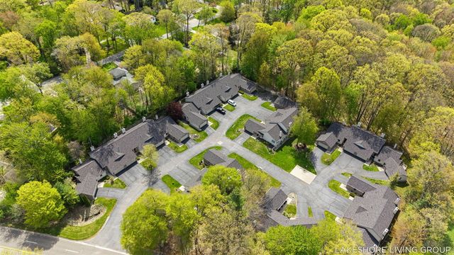 1065 Superior Court, Holland, MI 49424