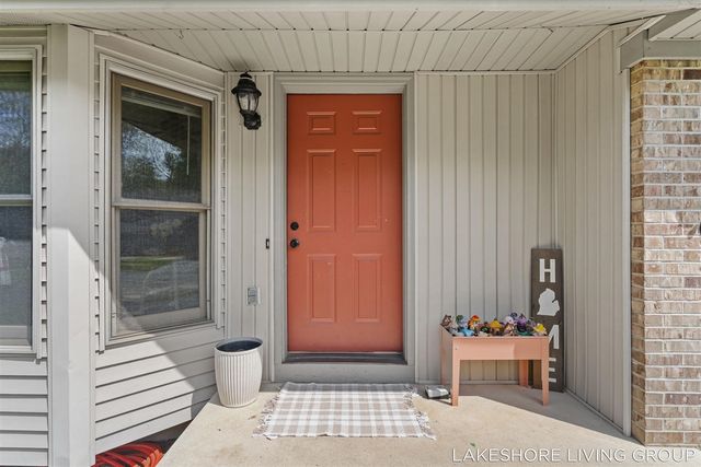 1065 Superior Court, Holland, MI 49424