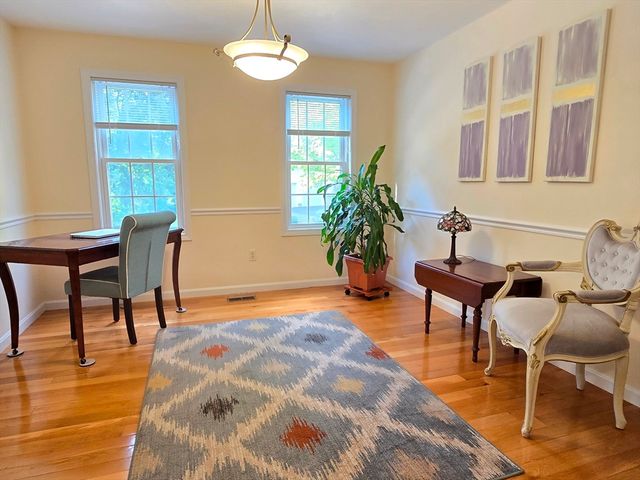 3 Blueberry Hill Ln, Ashland, MA 01721