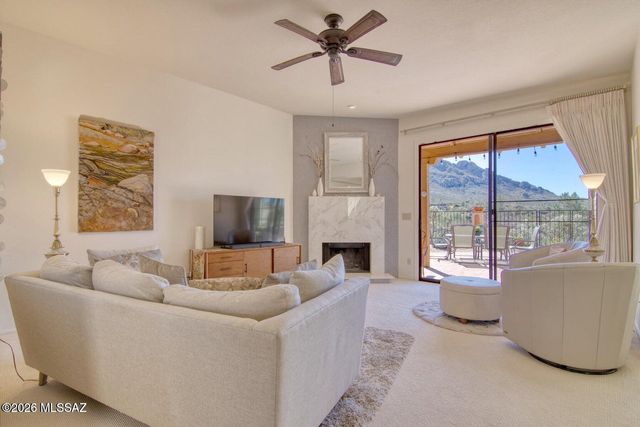 784 E Camino Diestro, Oro Valley, AZ 85704