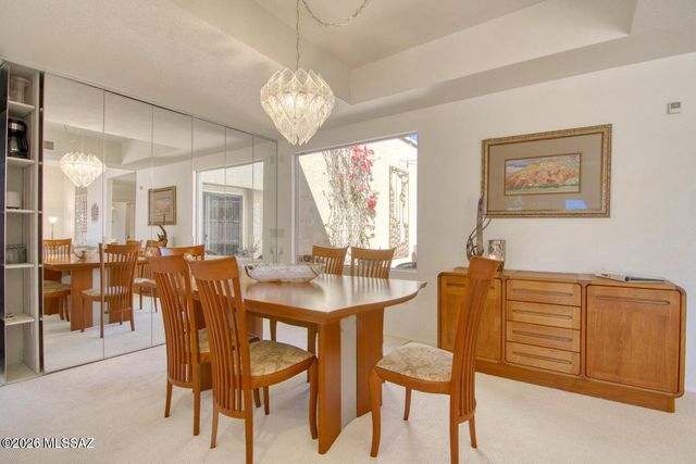 784 E Camino Diestro, Oro Valley, AZ 85704