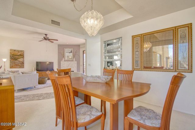 784 E Camino Diestro, Oro Valley, AZ 85704