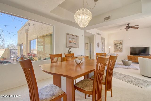 784 E Camino Diestro, Oro Valley, AZ 85704