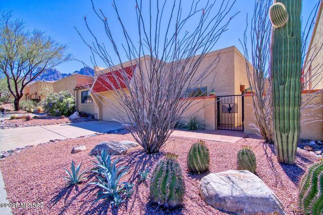 784 E Camino Diestro, Oro Valley, AZ 85704