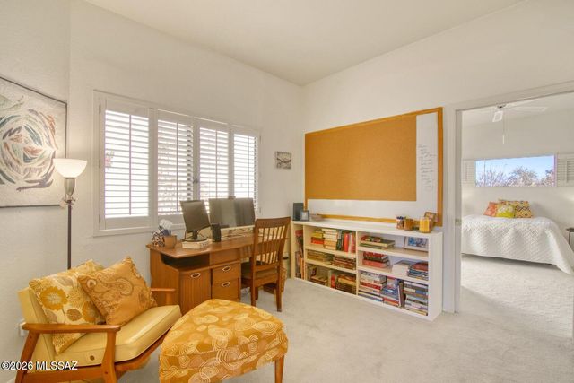 784 E Camino Diestro, Oro Valley, AZ 85704