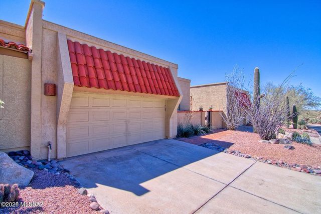 784 E Camino Diestro, Oro Valley, AZ 85704