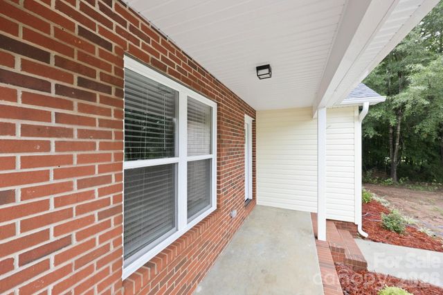 160 Birchwood Drive, Salisbury, NC 28146