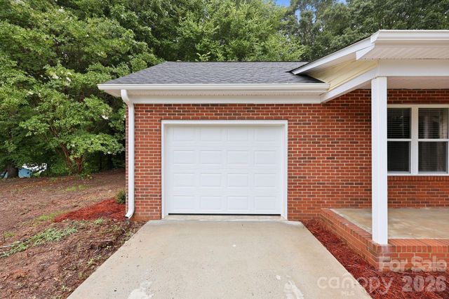 160 Birchwood Drive, Salisbury, NC 28146