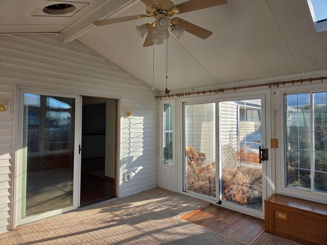 5836 LONGEST Drive, South Beloit, IL 61080