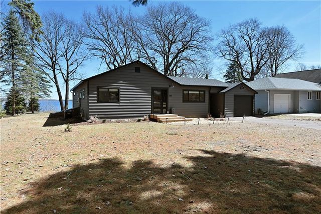 1011 Burgs Park Drive, Shell Lake, WI 54871