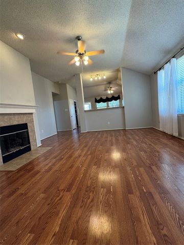 112 Starlight Drive, Forney, TX 75126