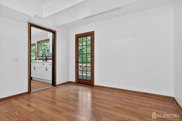 49 Morton Avenue, Monroe, NJ 08831