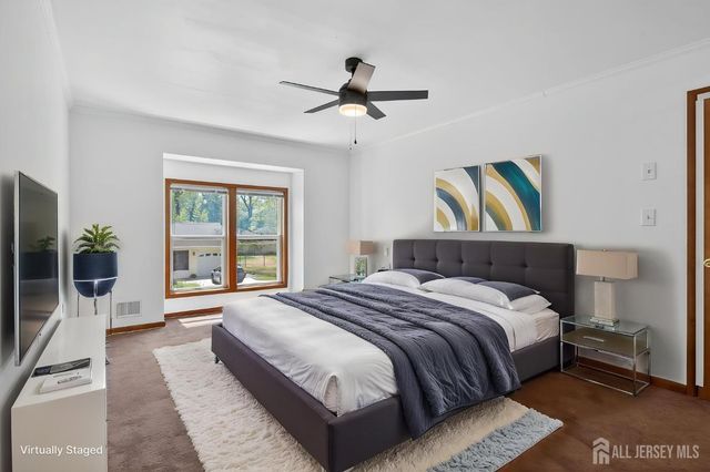 49 Morton Avenue, Monroe, NJ 08831