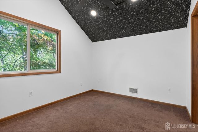 49 Morton Avenue, Monroe, NJ 08831