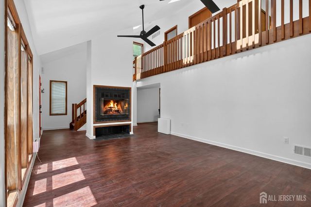 49 Morton Avenue, Monroe, NJ 08831