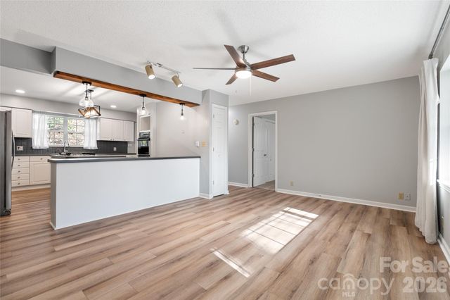 177 Country Road, Brevard, NC 28712