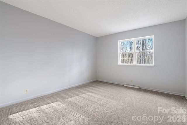 177 Country Road, Brevard, NC 28712