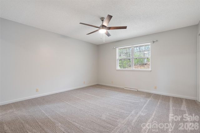 177 Country Road, Brevard, NC 28712