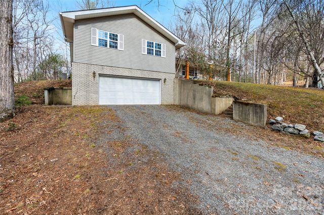 177 Country Road, Brevard, NC 28712