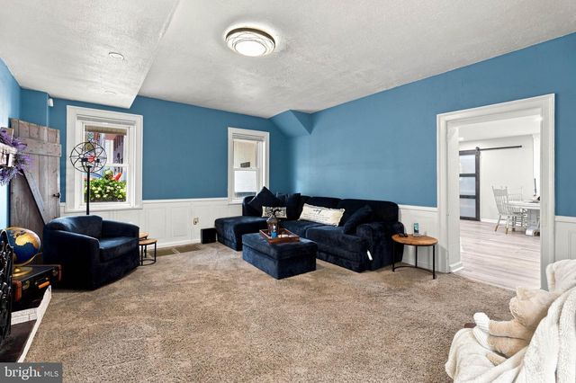535 S 9TH ST, Columbia, PA 17512