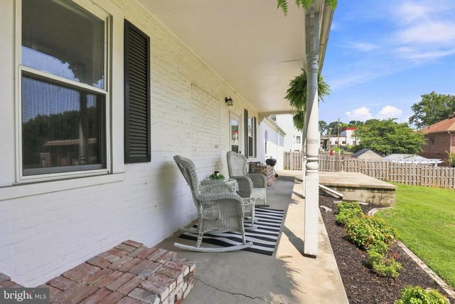 535 S 9TH ST, Columbia, PA 17512