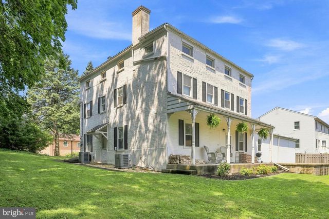 535 S 9TH ST, Columbia, PA 17512