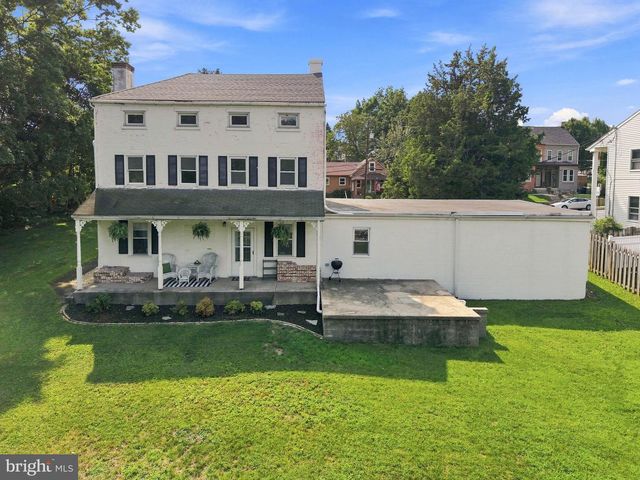 535 S 9TH ST, Columbia, PA 17512