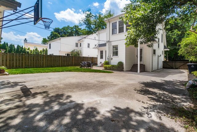 30 S Dawson Avenue, Columbus, OH 43209