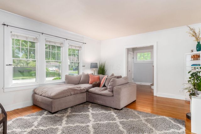 30 S Dawson Avenue, Columbus, OH 43209