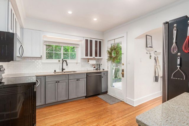 30 S Dawson Avenue, Columbus, OH 43209
