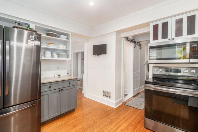 30 S Dawson Avenue, Columbus, OH 43209