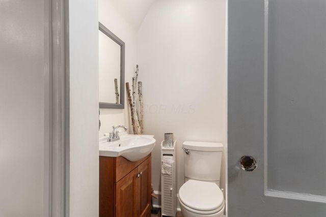 30 S Dawson Avenue, Columbus, OH 43209