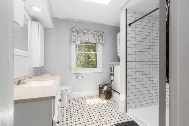30 S Dawson Avenue, Columbus, OH 43209